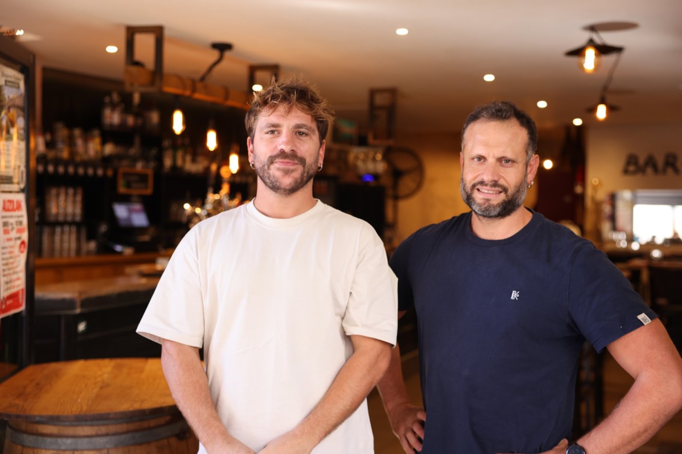Florian et Flavien, patrons du Bar Basque Bayonne et copains avant tout